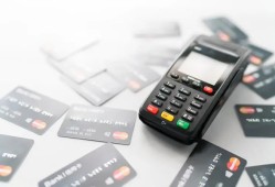 信用卡民间借贷：借力金融创新拓宽融资渠道